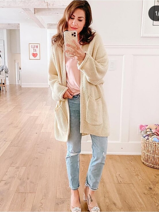 The Skinny x Jillian Harris Sweaters - The Skinny x Jillian Harris Erinn Cardigan One Size Oatmeal EUC